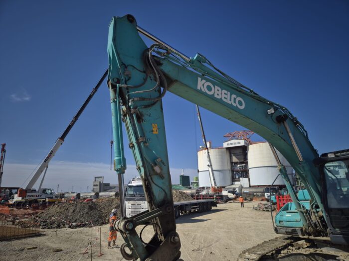 PELLE KOBELCO HLC SK210-10 HYBRID – Image 3