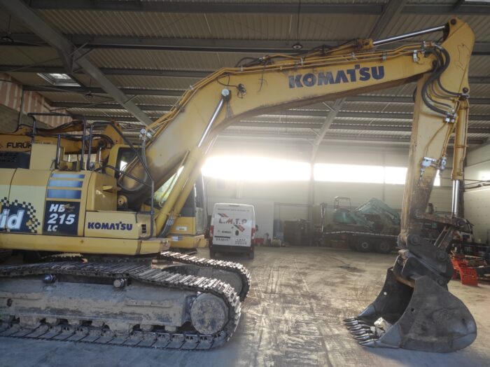 Pelle Komatsu HB215LC-2 – Image 3