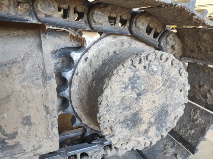 Pelle Komatsu HB215LC-2 – Image 4